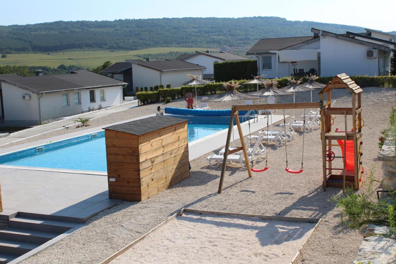 Holiday Villapark - Seaview Albena - Rogachevo - Bulgaria ภายนอก รูปภาพ